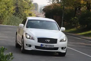 Infiniti M30d S