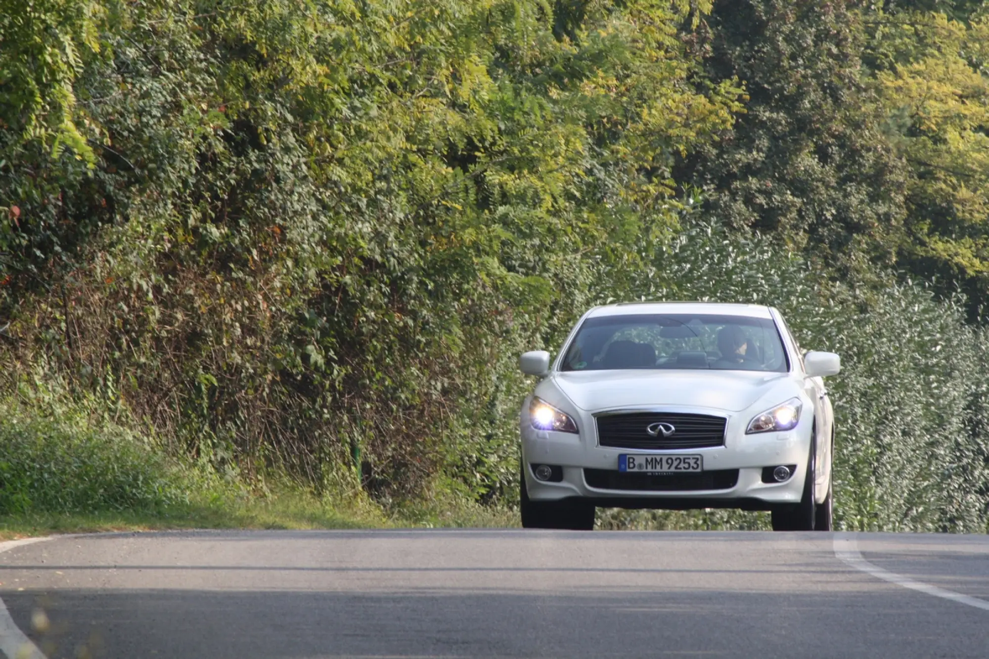 Infiniti M30d S - 19