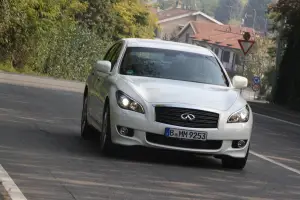 Infiniti M30d S