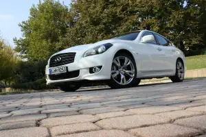 Infiniti M30d S