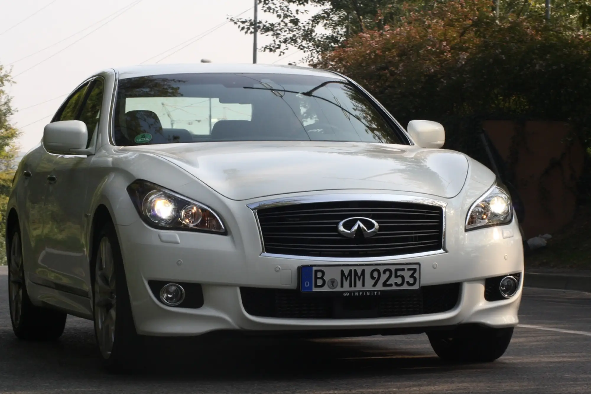 Infiniti M30d S - 40