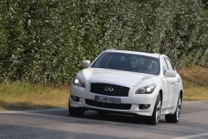 Infiniti M30d S