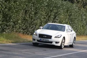 Infiniti M30d S