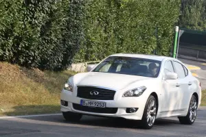 Infiniti M30d S