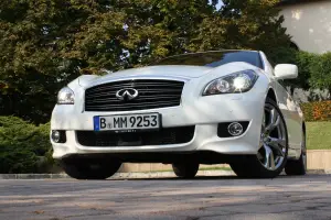 Infiniti M30d S