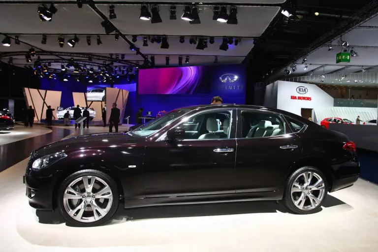 Infiniti M30d - Salone di Francoforte 2011 - 1