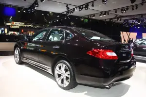 Infiniti M30d - Salone di Francoforte 2011