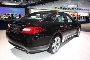 Infiniti M30d - Salone di Francoforte 2011