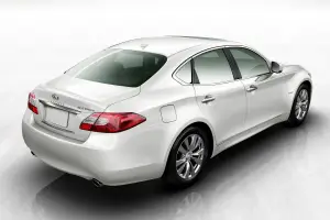 Infiniti M35 Hybrid