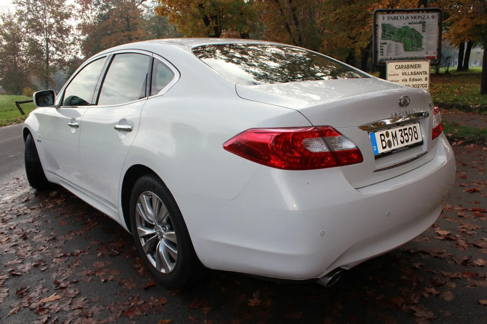 Infiniti M35h - Prova su strada 2012 - 11