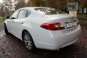 Infiniti M35h - Prova su strada 2012