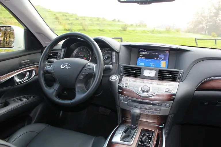 Infiniti M35h - Prova su strada 2012 - 40