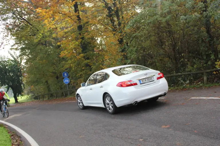 Infiniti M35h - Prova su strada 2012 - 63