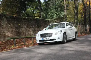 Infiniti M35h - Prova su strada 2012 - 76