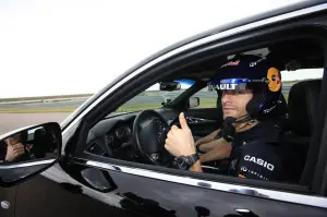 Infiniti M37S - Test Drive con Mark Webber - 4
