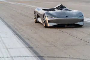 Infiniti Prototype 10 - 7