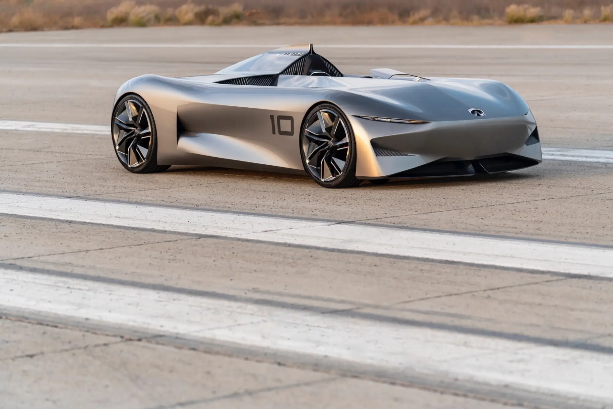 Infiniti Prototype 10 - 8