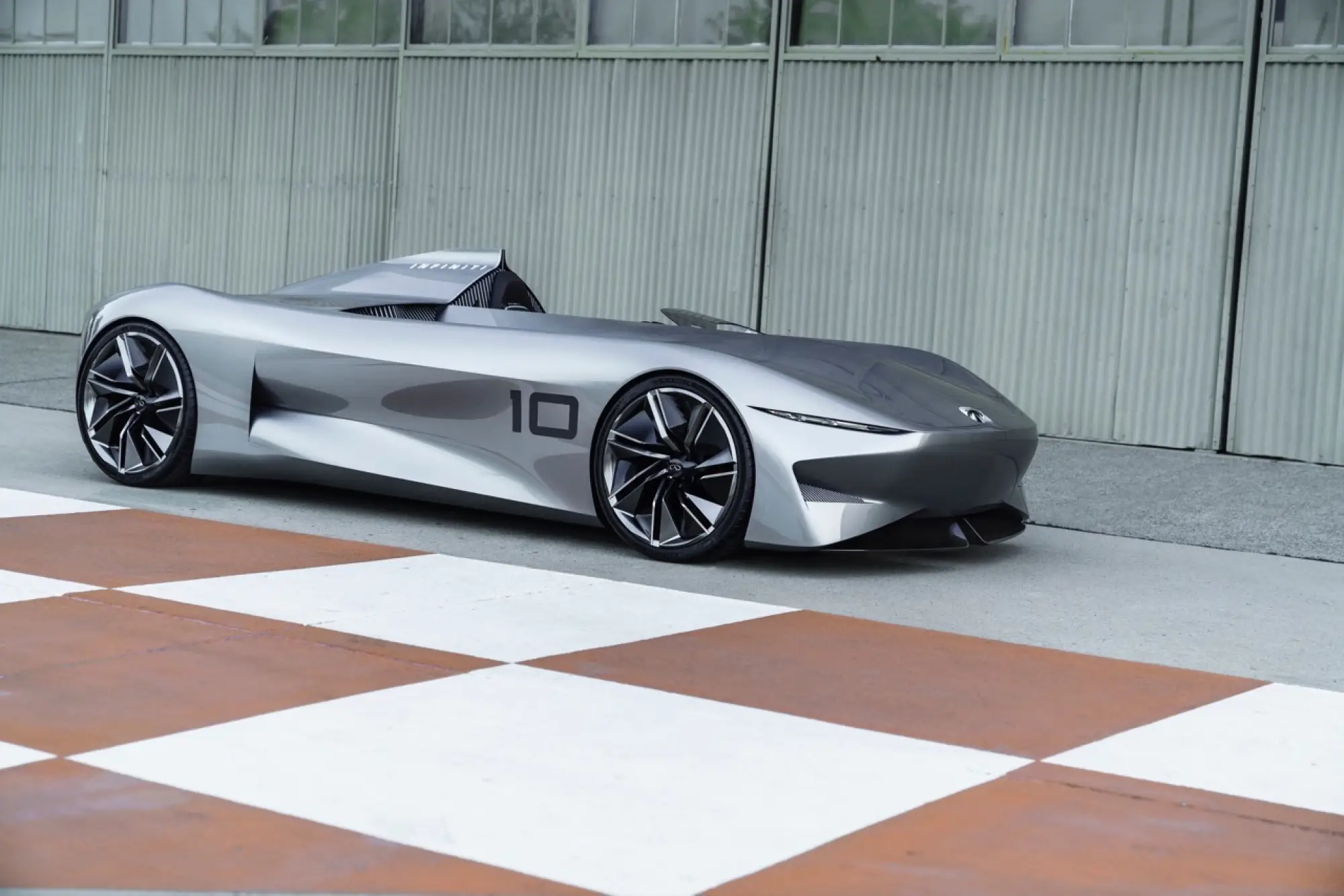 Infiniti Prototype 10 - 23