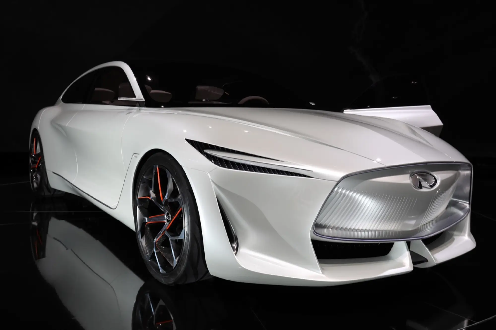 Infiniti Q Inspiration Concept - Salone di Detroit 2018 - 9