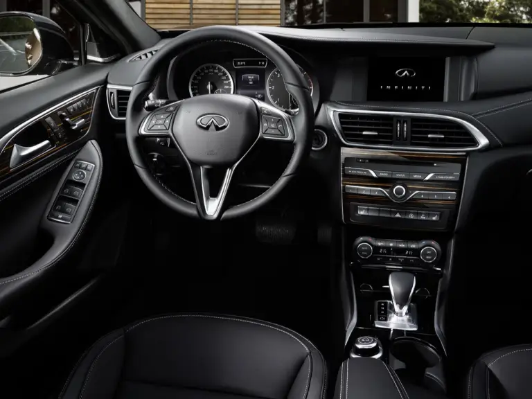 Infiniti Q30 -Anteprima Interni - 2