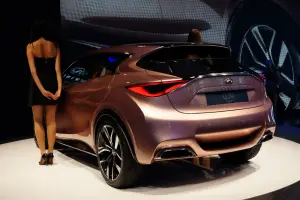 Infiniti Q30 Concept - 3