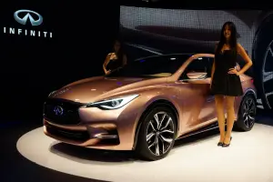 Infiniti Q30 Concept - 10