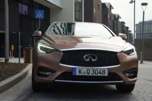 Infiniti Q30 - prova su strada 2016