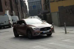 Infiniti Q30 - prova su strada 2016 - 29