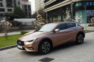 Infiniti Q30 - prova su strada 2016