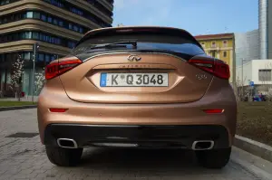 Infiniti Q30 - prova su strada 2016