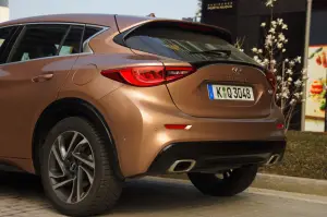 Infiniti Q30 - prova su strada 2016