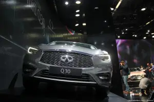 Infiniti Q30 - Salone di Francoforte 2015