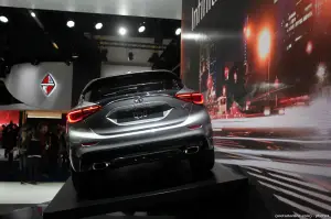 Infiniti Q30 - Salone di Francoforte 2015