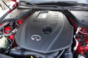 Infiniti Q50 2.0t Prova su strada 2015 - 3