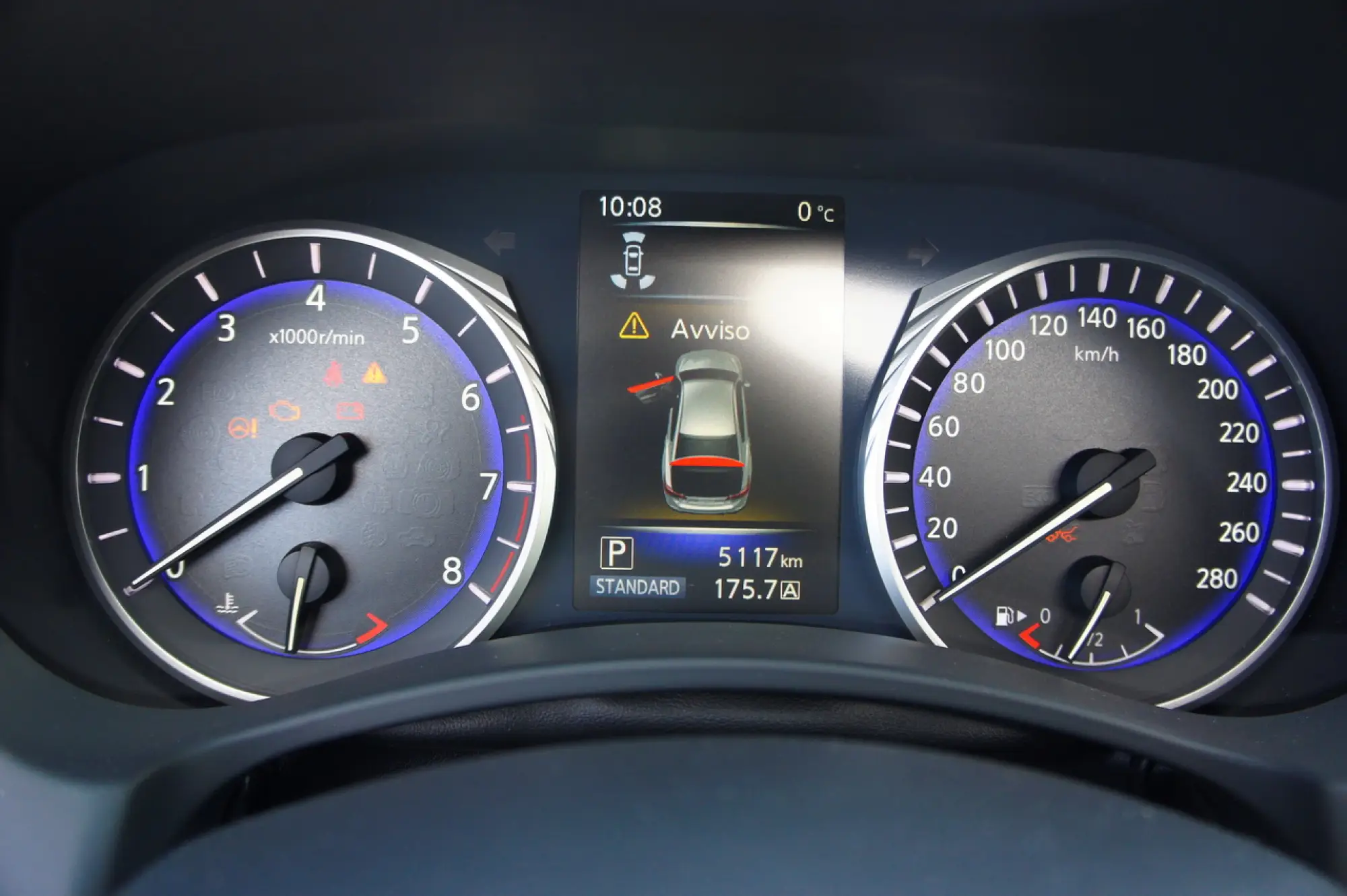 Infiniti Q50 2.0t Prova su strada 2015 - 7