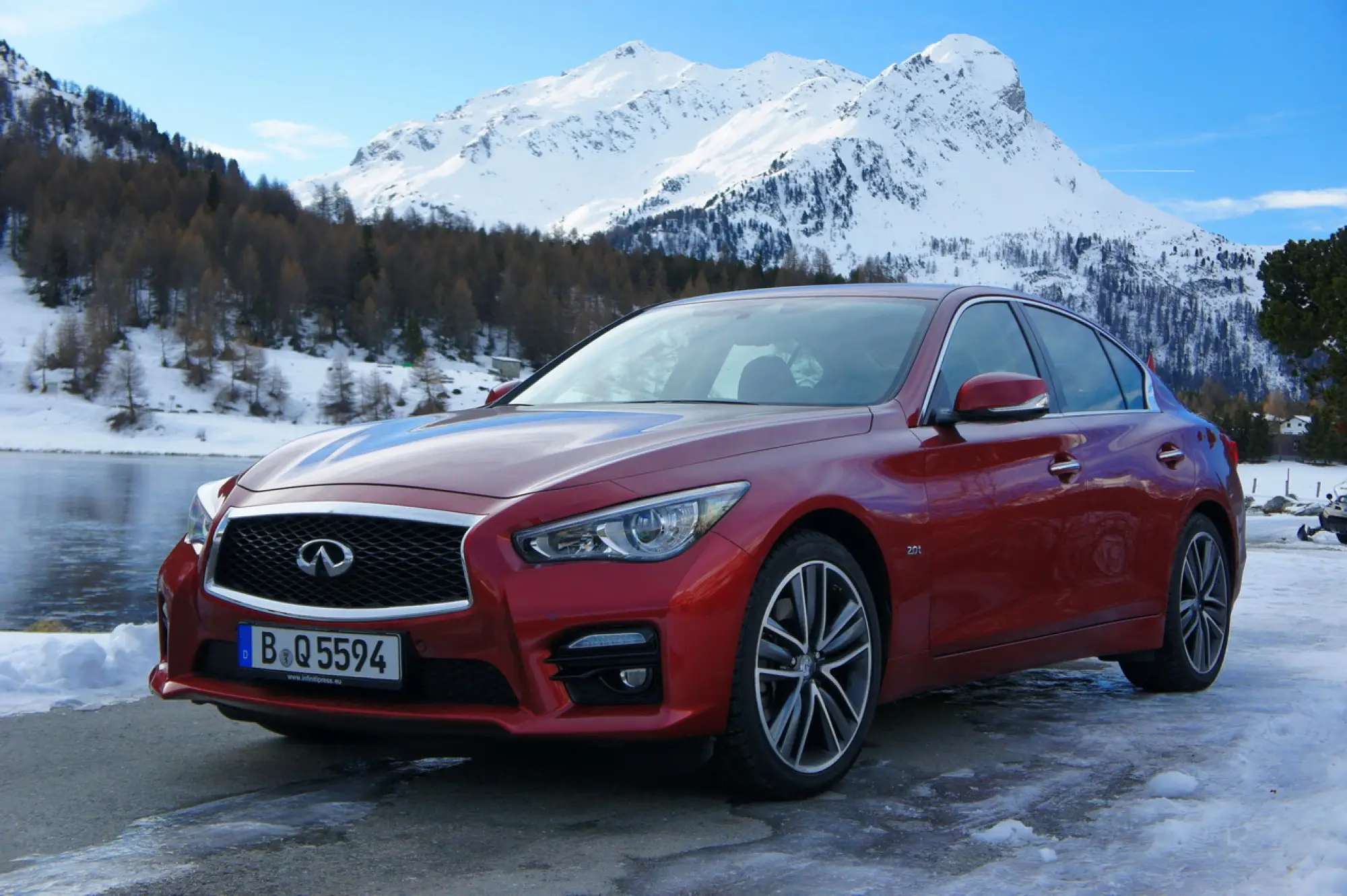 Infiniti Q50 2.0t Prova su strada 2015 - 25