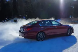Infiniti Q50 2.0t Prova su strada 2015 - 36