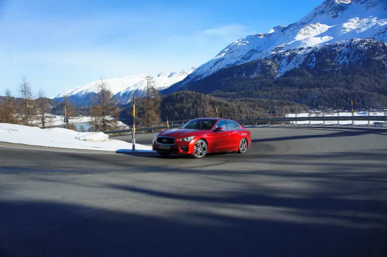Infiniti Q50 2.0t Prova su strada 2015 - 50