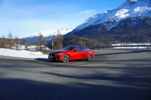 Infiniti Q50 2.0t Prova su strada 2015 - 51