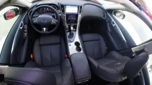 Infiniti Q50 2.0t Prova su strada 2015 - 54