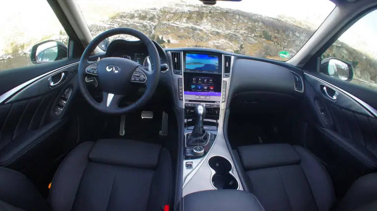 Infiniti Q50 2.0t Prova su strada 2015 - 55