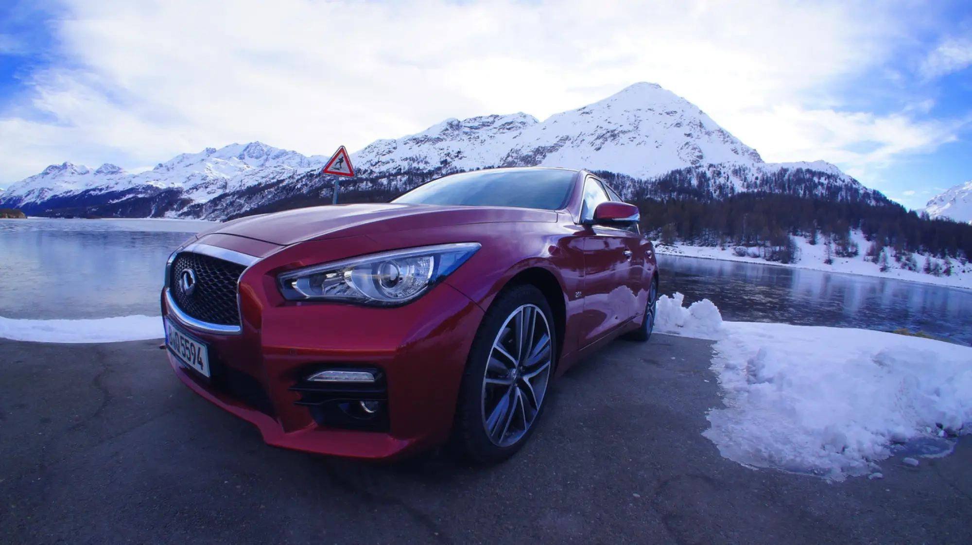 Infiniti Q50 2.0t Prova su strada 2015 - 58