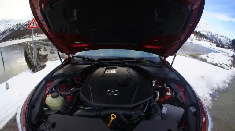 Infiniti Q50 2.0t Prova su strada 2015 - 63