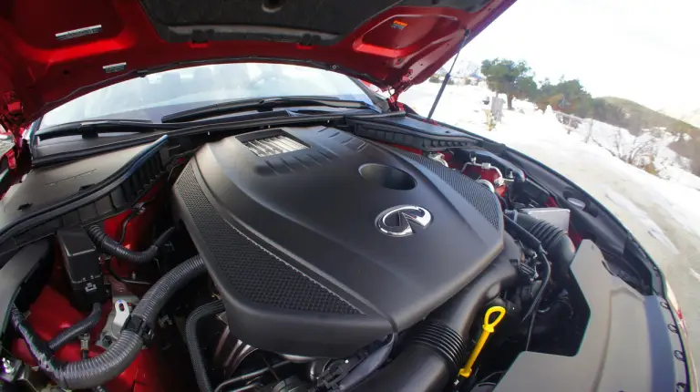 Infiniti Q50 2.0t Prova su strada 2015 - 64