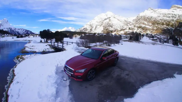 Infiniti Q50 2.0t Prova su strada 2015 - 74