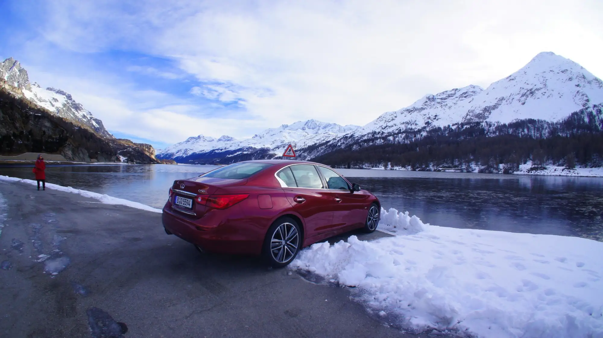 Infiniti Q50 2.0t Prova su strada 2015 - 77
