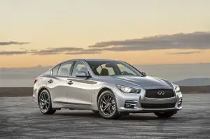 Infiniti Q50 e QX80 Signature Edition - 1