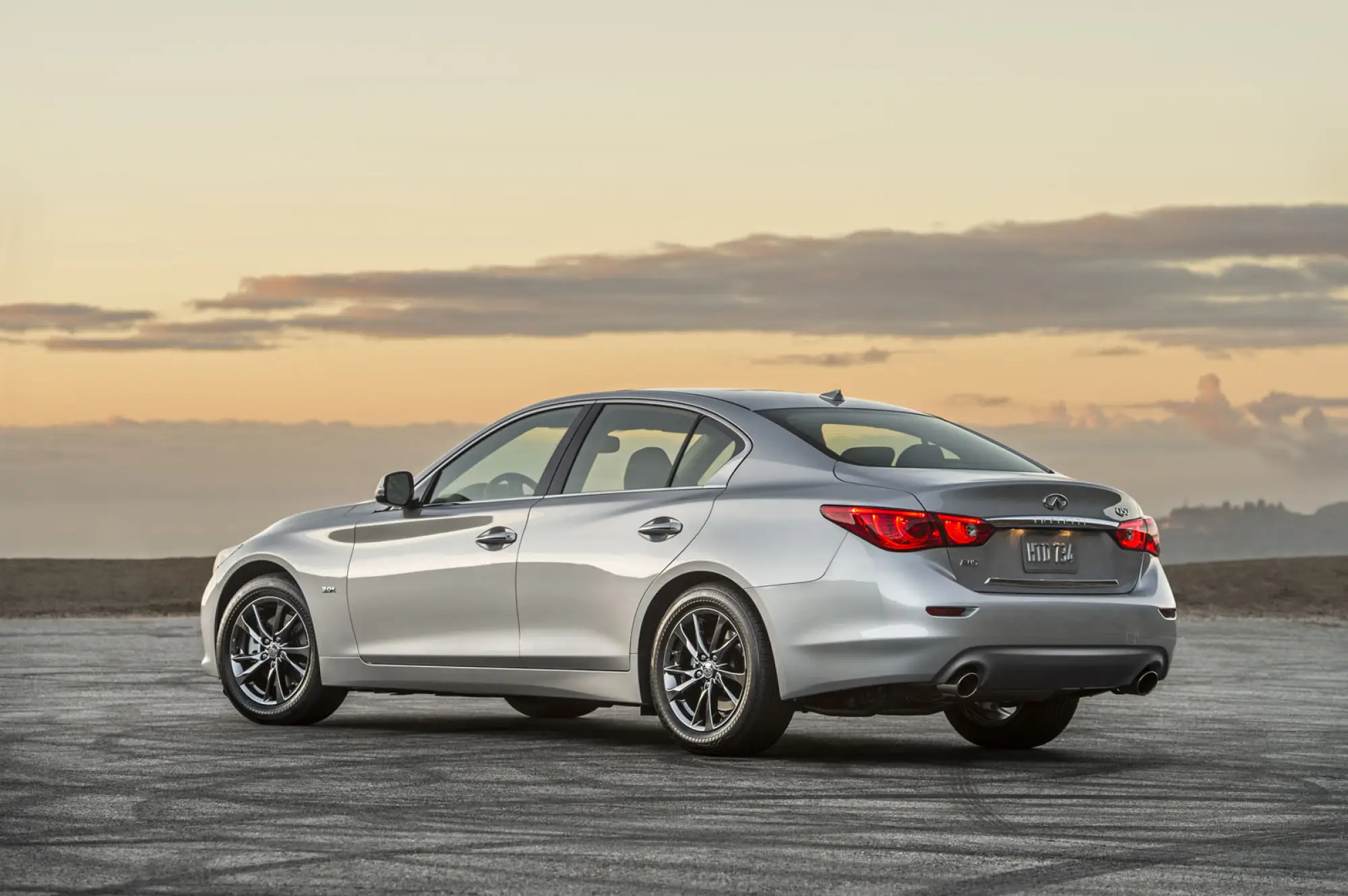 Infiniti Q50 e QX80 Signature Edition - 2