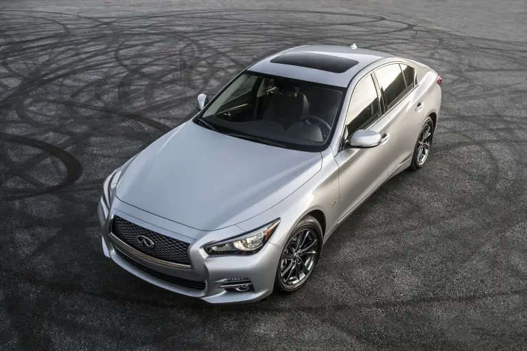 Infiniti Q50 e QX80 Signature Edition - 5