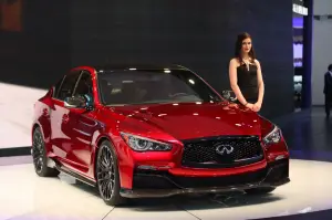 Infiniti Q50 Eau Rouge - Salone di Detroit 2014 - 12